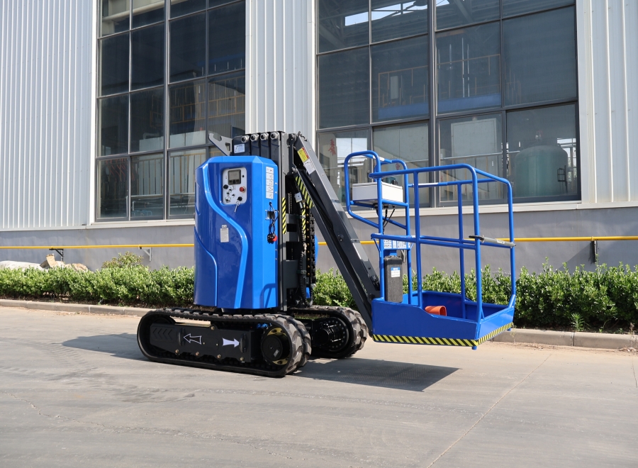 Tracked Vertical Mast Lift