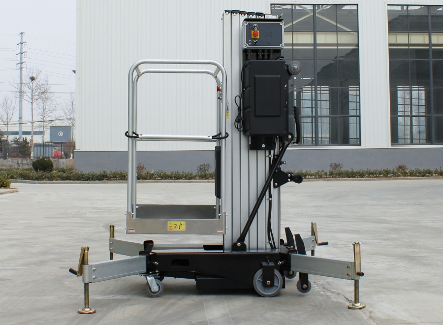 Single Mast Vertical Lift